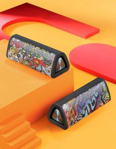 Mifa A10+ Víz és esőálló Bluetooth hangszóró graffiti art 2020 modelév, IPX7 vízálló Bluetooth hangszóró