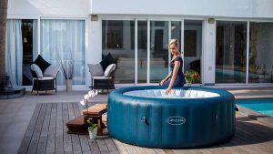 Lay-Z-Spa-App-Lifestyle-2