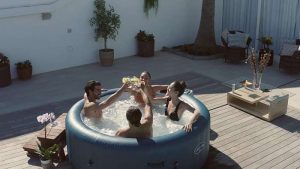 Lay-Z-Spa Milan WiFi felfújható jakuzzi 196x71 cm