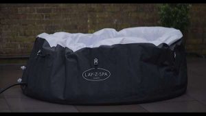 Lay-Z-Spa Miami Airjet felfújható jakuzzi 180x66 cm, 2-4 felnőtt férőhellyel, Freeze Shield fagyásvédelemmel