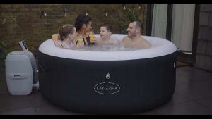 Lay-Z-Spa Miami Airjet felfújható jakuzzi 180x66 cm, 2-4 felnőtt férőhellyel, Freeze Shield fagyásvédelemmel
