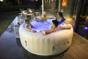 lay-z-spa-paris-airjet-felfujhato-jakuzzi-196x66-cm-hmc-011 4-6 felnőtt részére