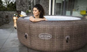 Lay-Z-Spa St. Moritz Airjet felfújható jakuzzi 216x71 cm