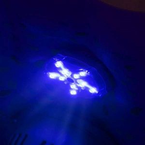Bestway 60303 LAY-Z-SPA® befúvóra szerelhető, 7-színű LED lámpa 9,2x6,2 cm (elemes) kék