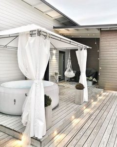 Lay-Z-Spa PARIS AirJet pezsgőfürdő helyének kialakítása, pergola, árnyékoló