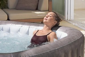 6001K_25 LAY-Z-SPA® Rome AirJet™ pezsgőfürdő WLAN WiFi, 6 személyes, 180 x 180 x 71 cm 05
